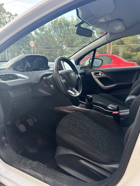 Peugeot 2008 2015 Segunda mano Barcelona