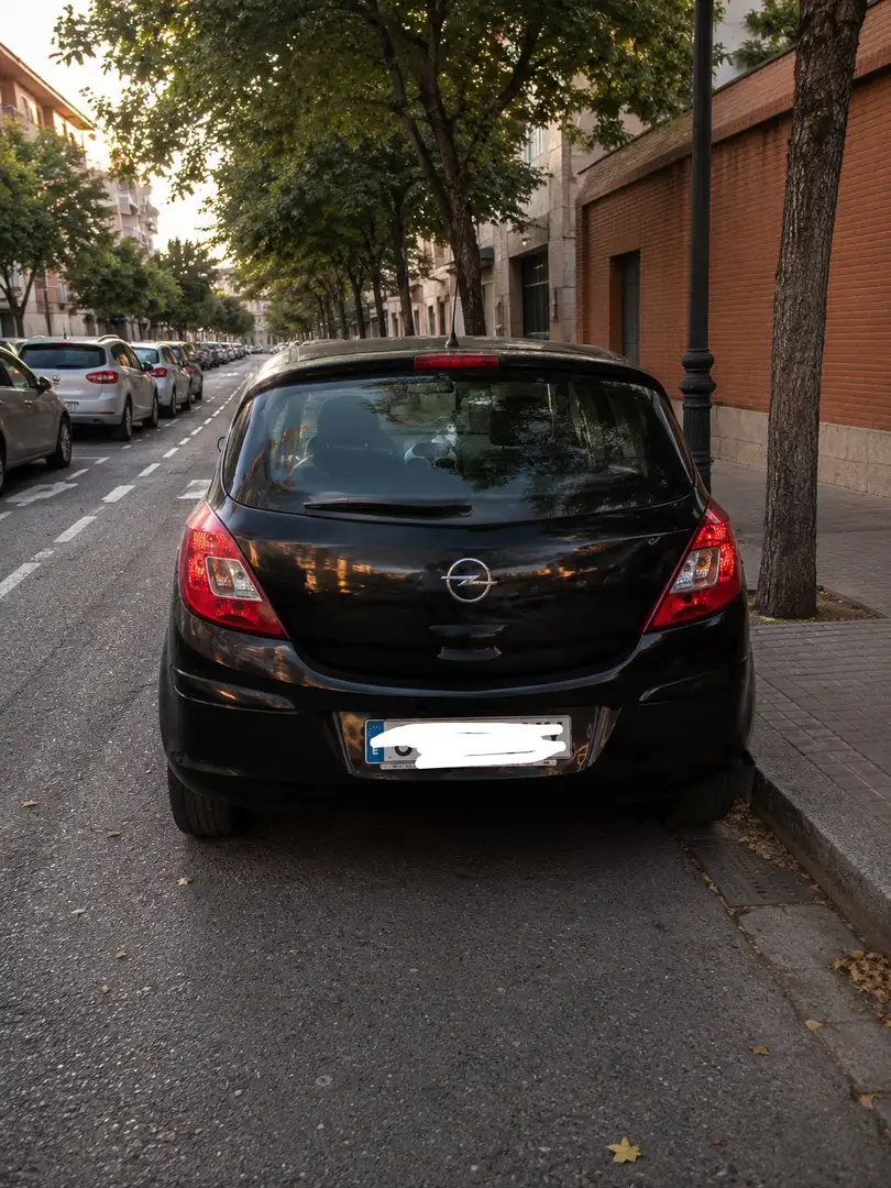 Inspección de un Opel Corsa D antes de comprar