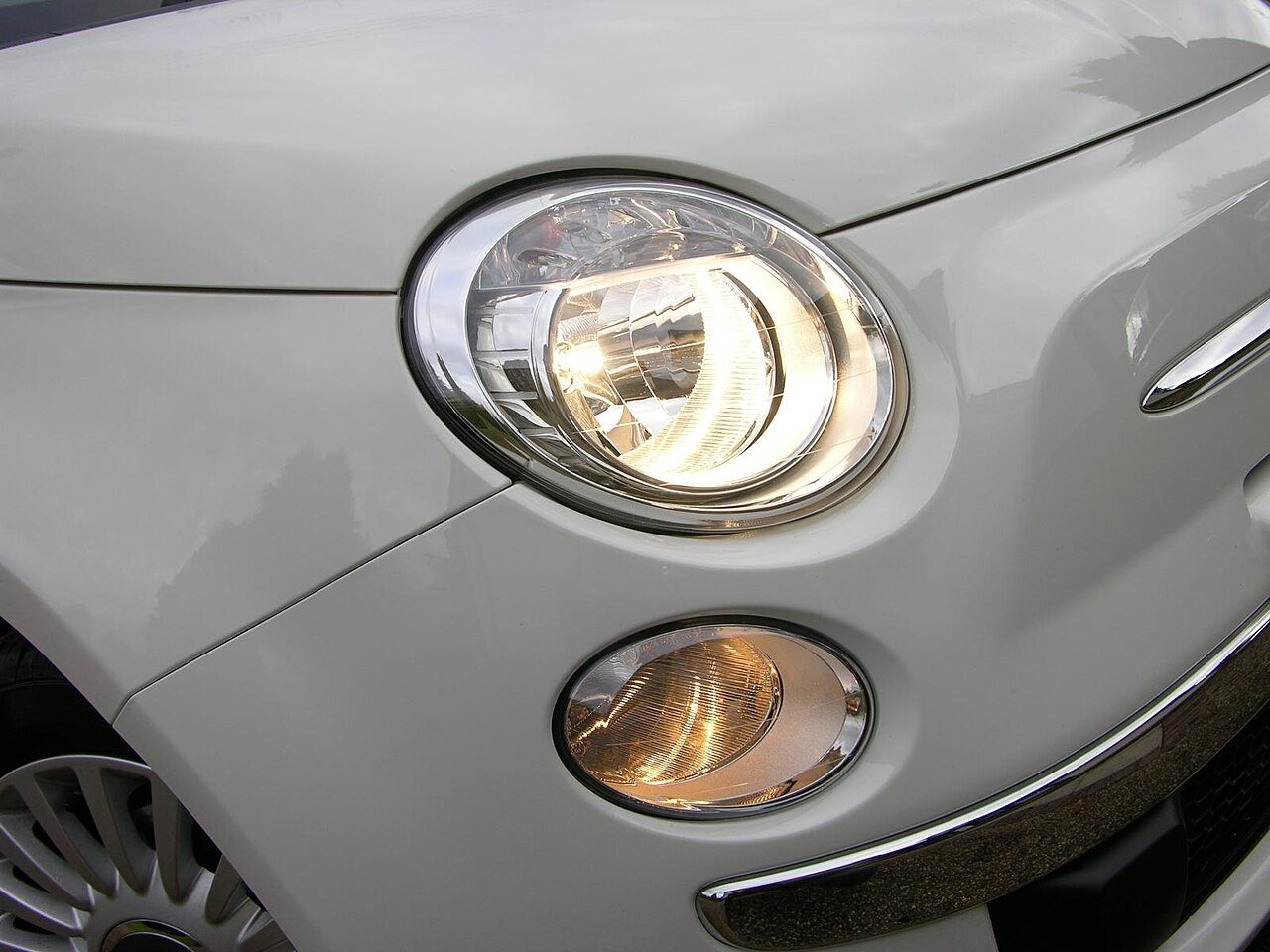 Fiat 500 detalle lateral