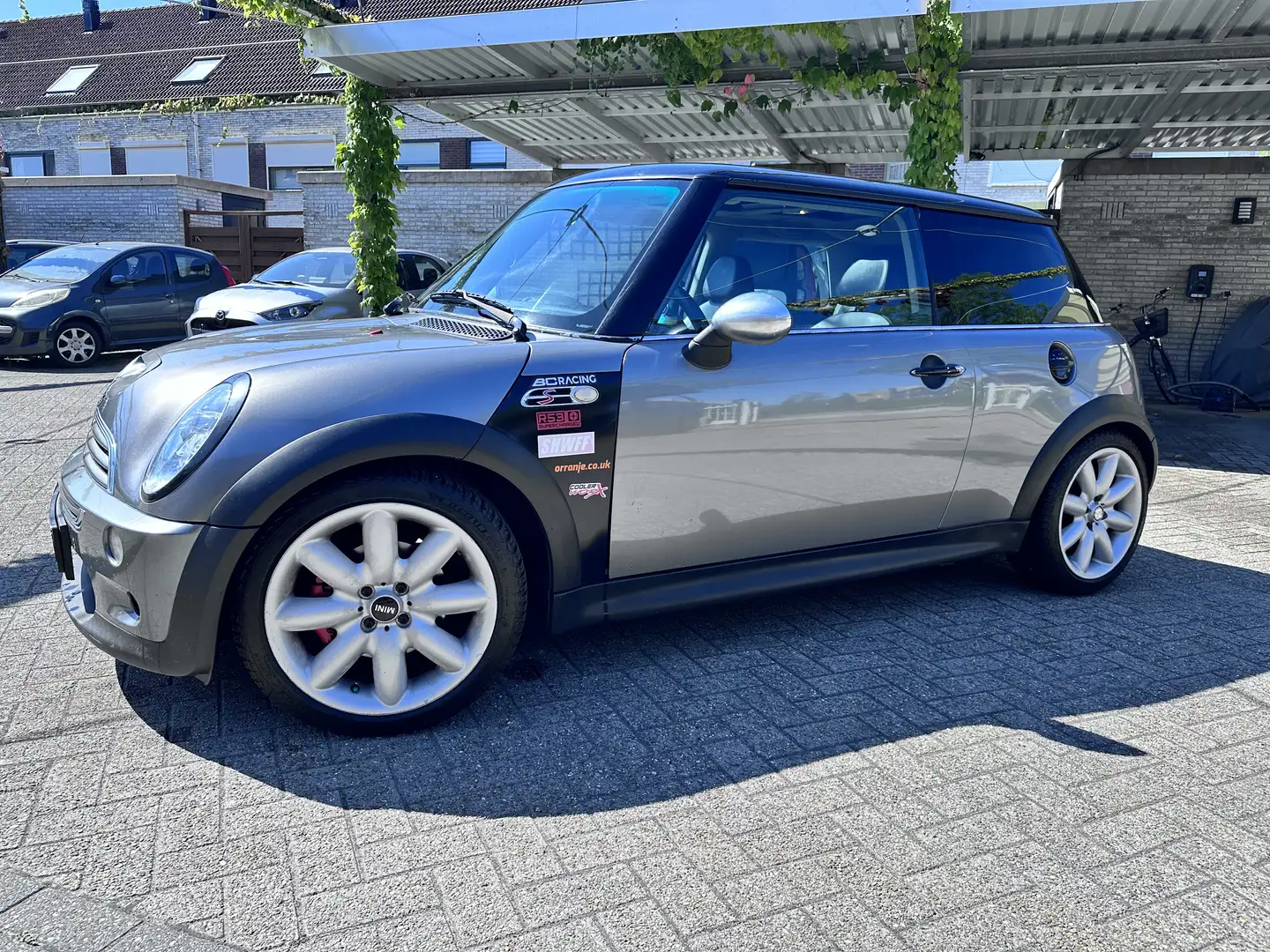 Detalle del interior del Mini Cooper S R53
