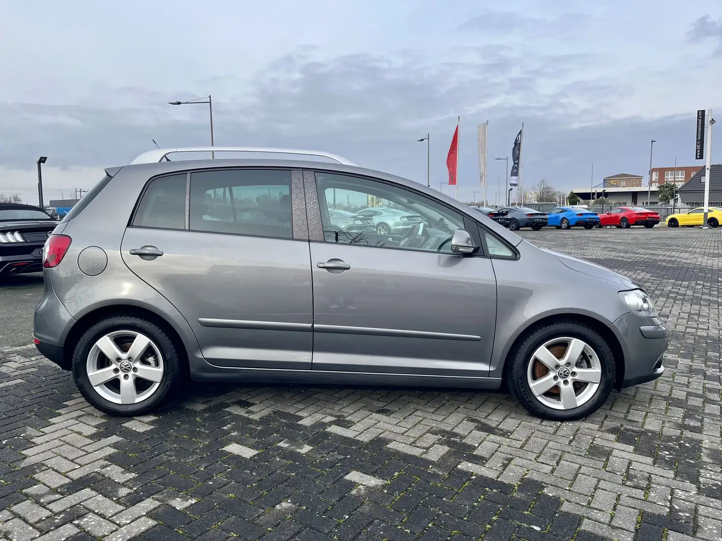 Inspección de un Volkswagen Golf Mk5 antes de comprar