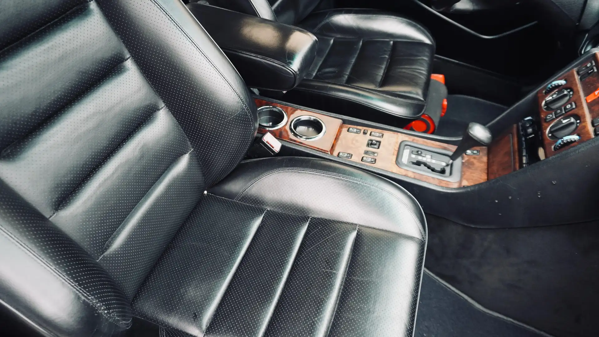 Mercedes W124 vista trasera