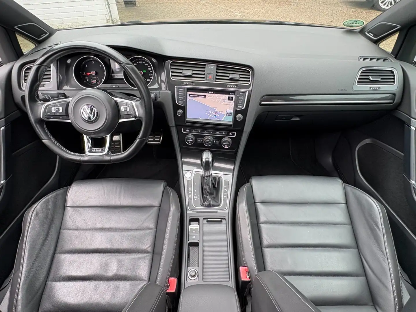 Volkswagen Golf Mk7 en carretera
