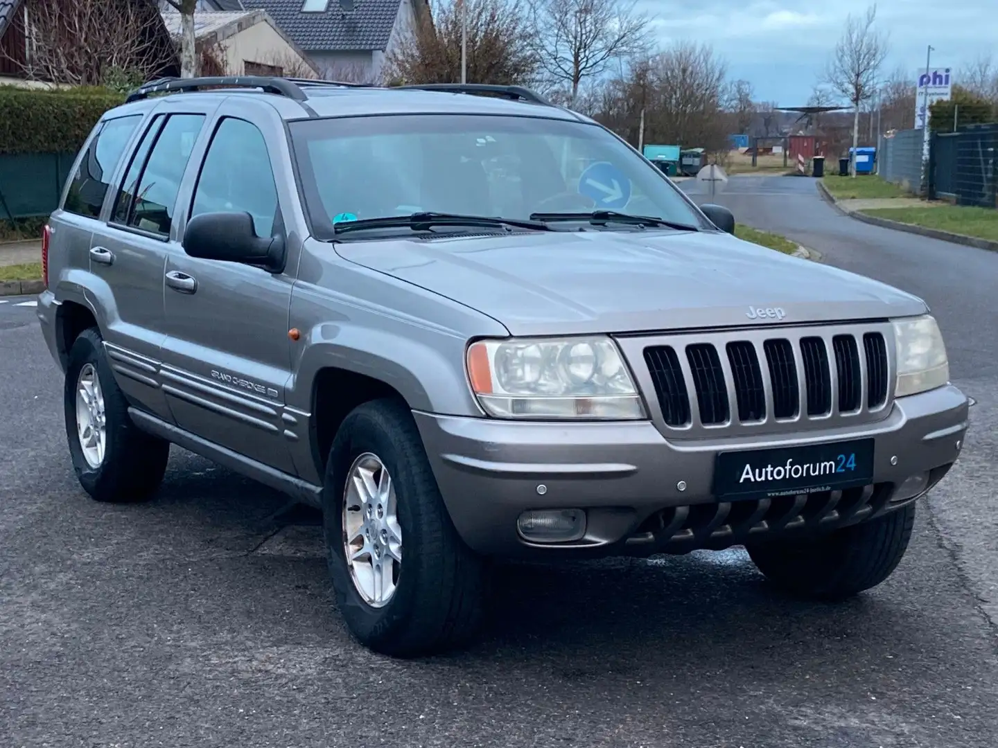 Jeep Grand Cherokee WJ vista frontal