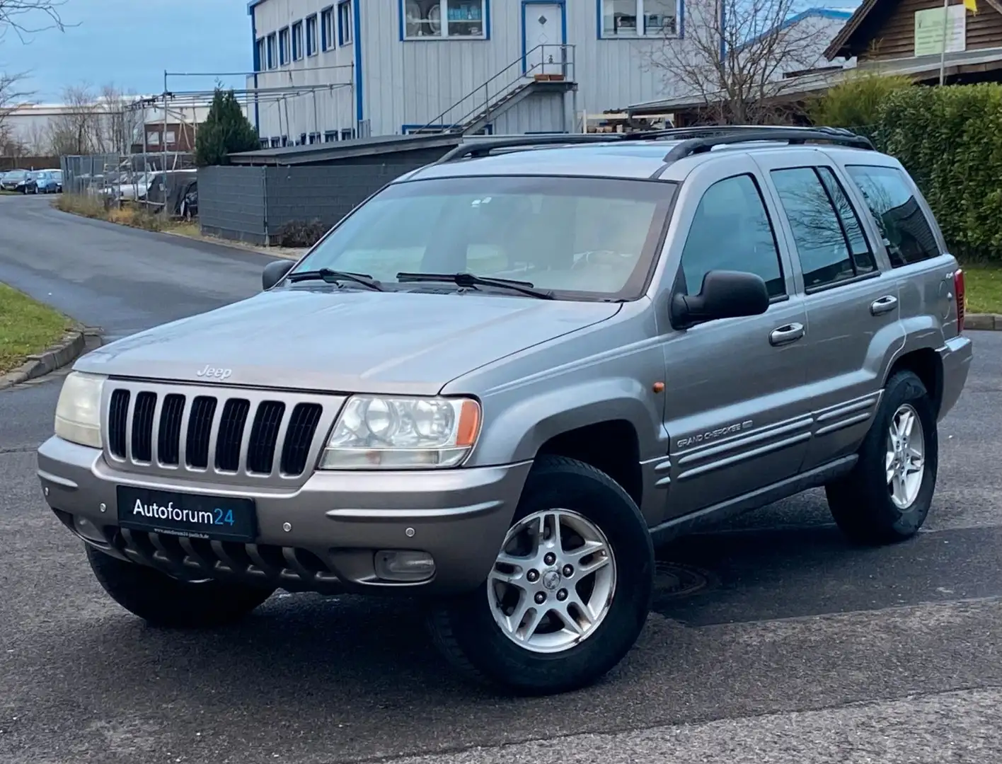 Jeep Grand Cherokee WJ detalle lateral