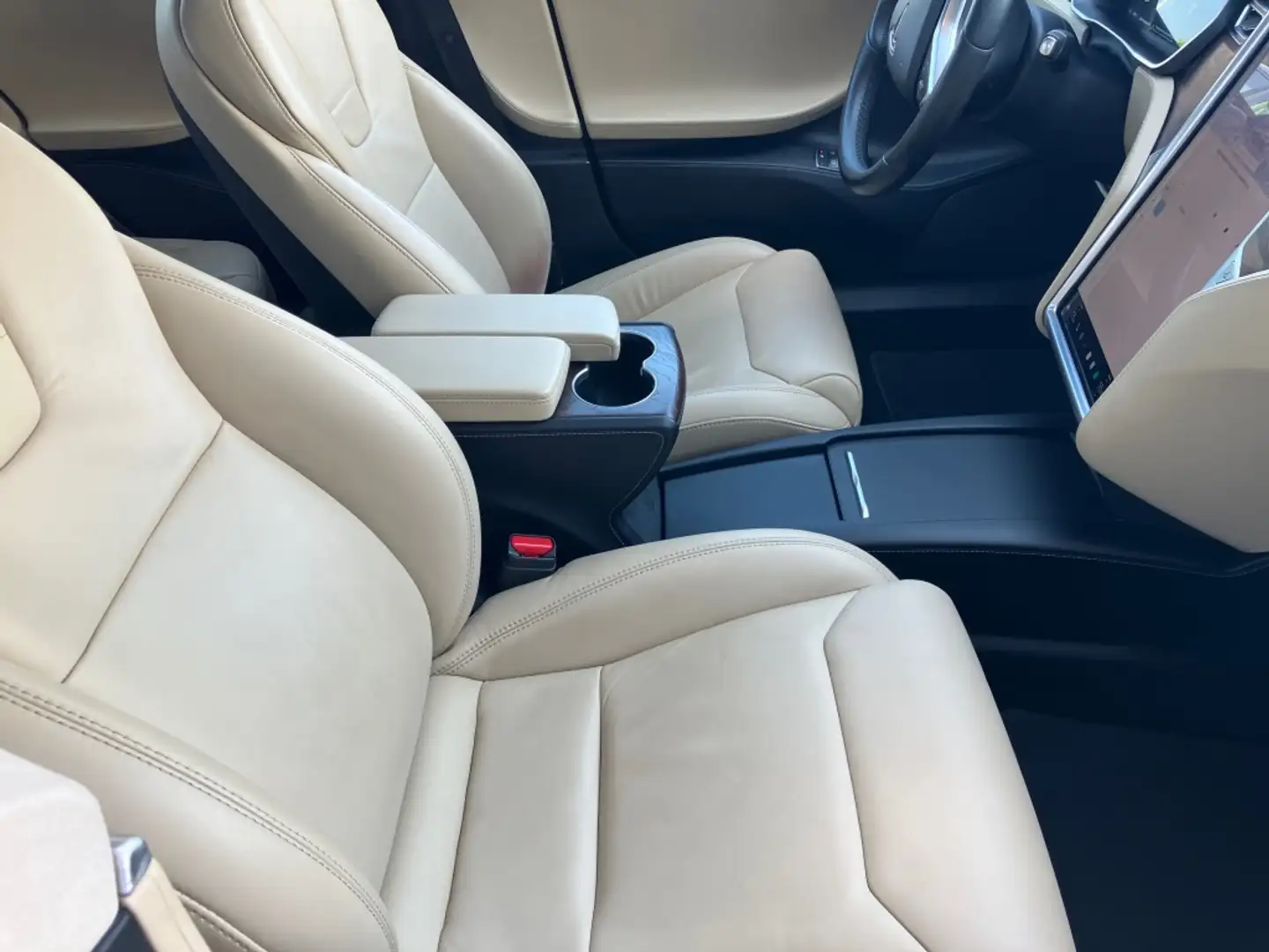 Checklist de inspección del Tesla Model S