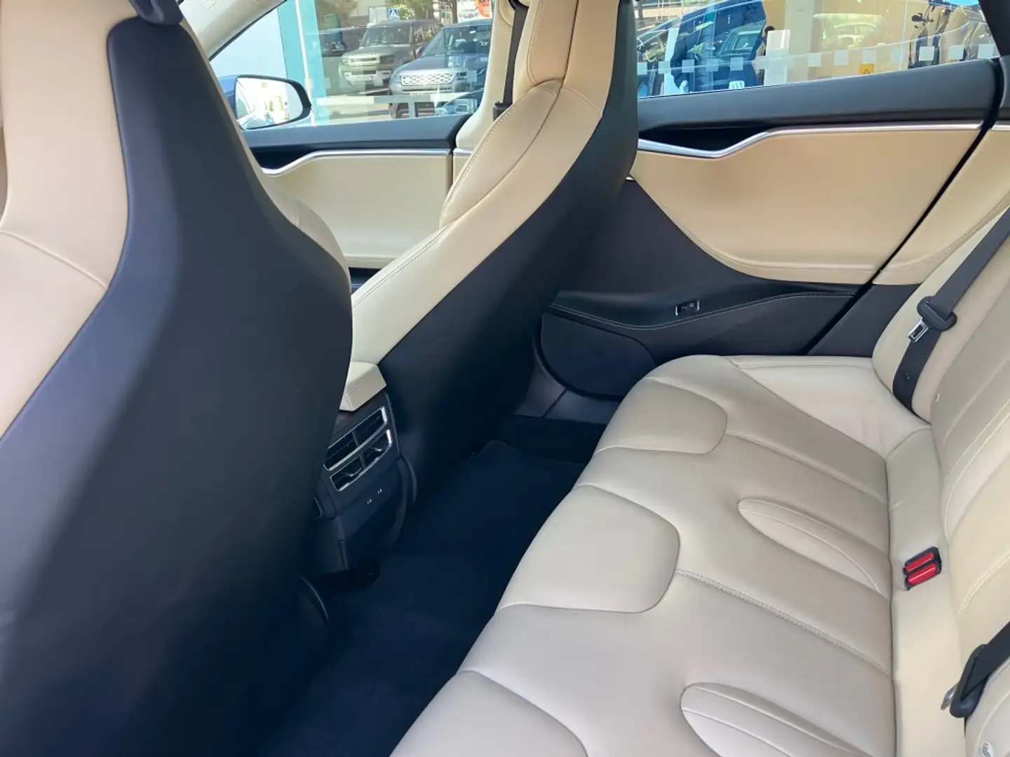 Interior del Tesla Model S