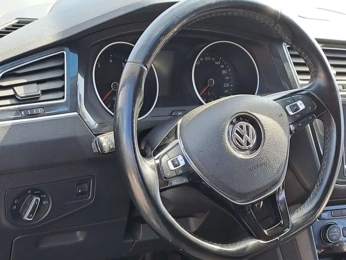 Cuentakilómetros de un Volkswagen Tiguan Mk1