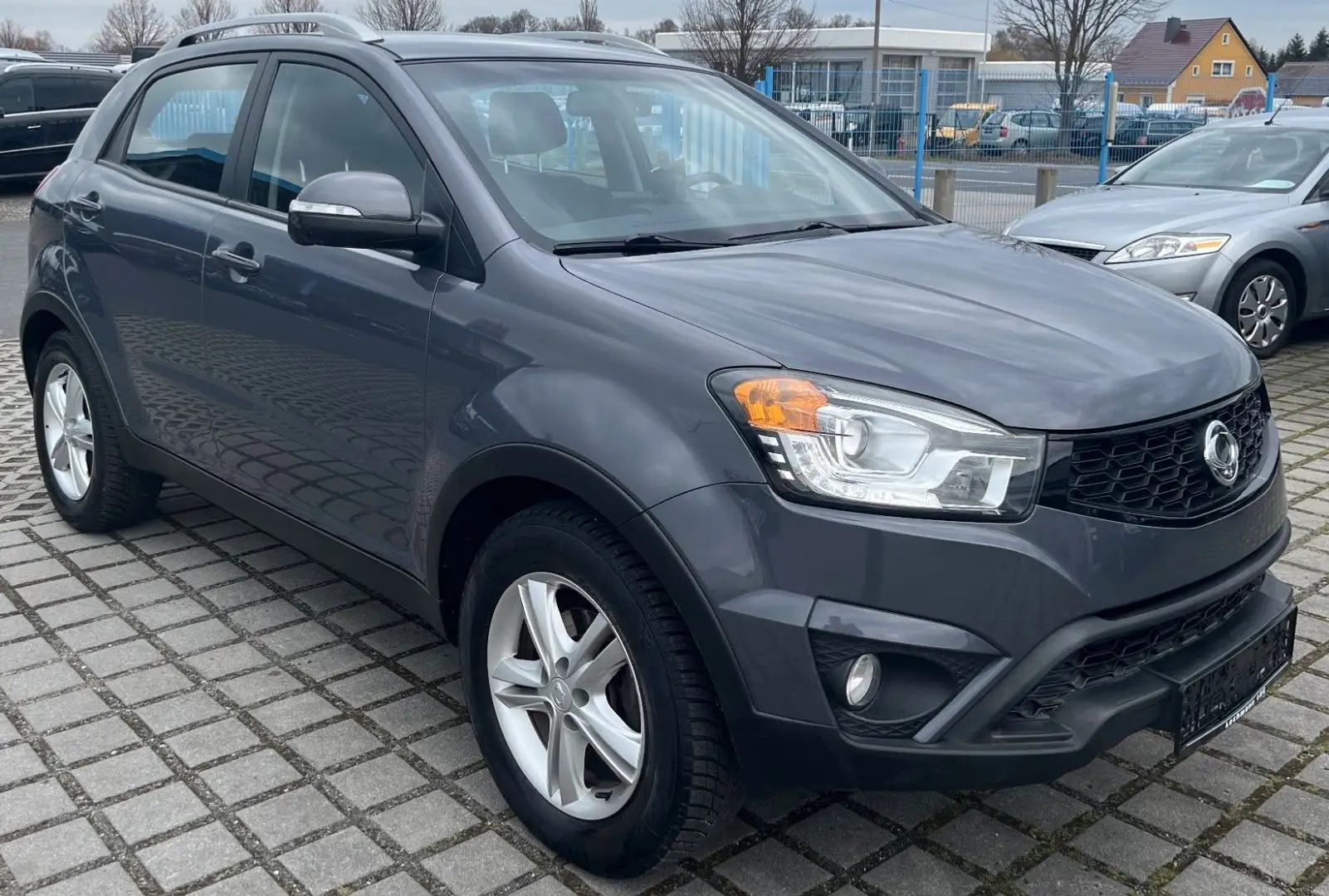 Inspección de un SsangYong Korando III antes de comprar