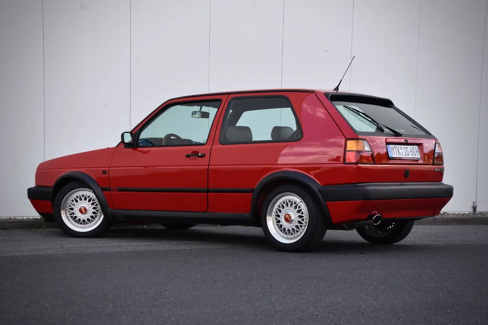 Volkswagen Golf Mk2 listo para negociar la compra