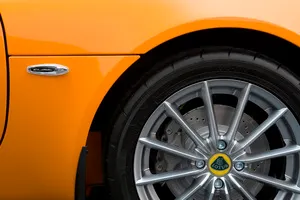 Lotus Elise S2 en carretera