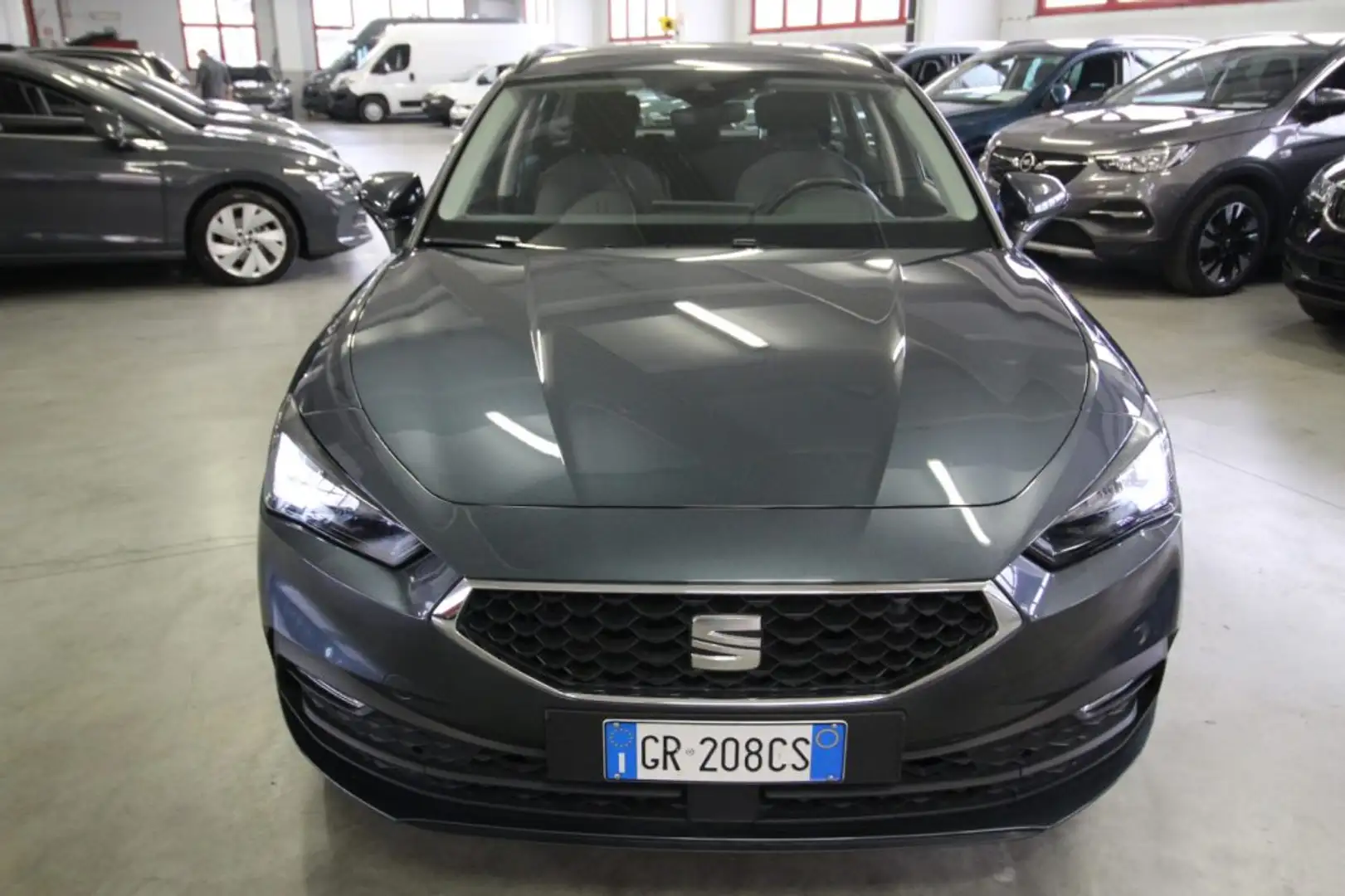 Interior del SEAT León KL e-HYBRID