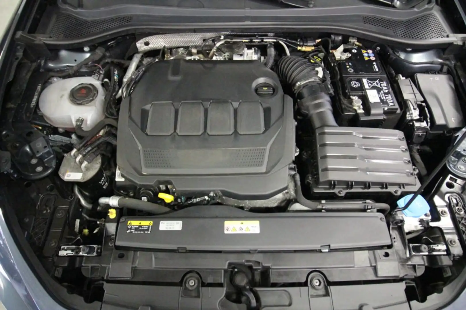 Cuentakilómetros de un SEAT León KL e-HYBRID