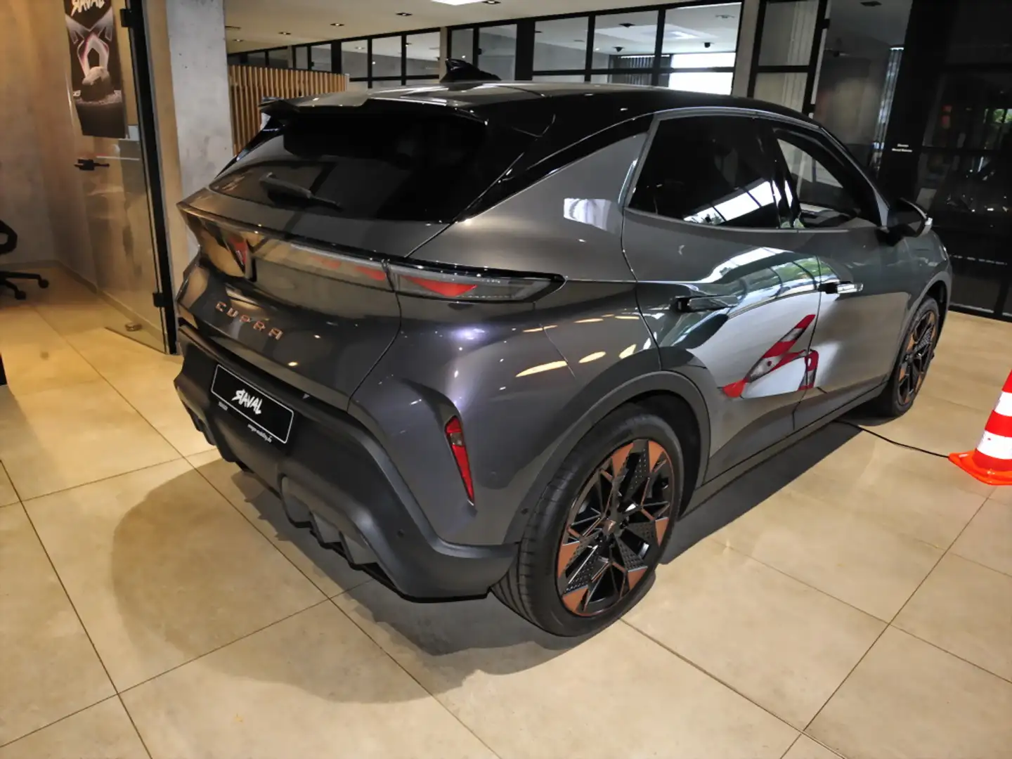 Por qué comprar un Cupra Raval hoy