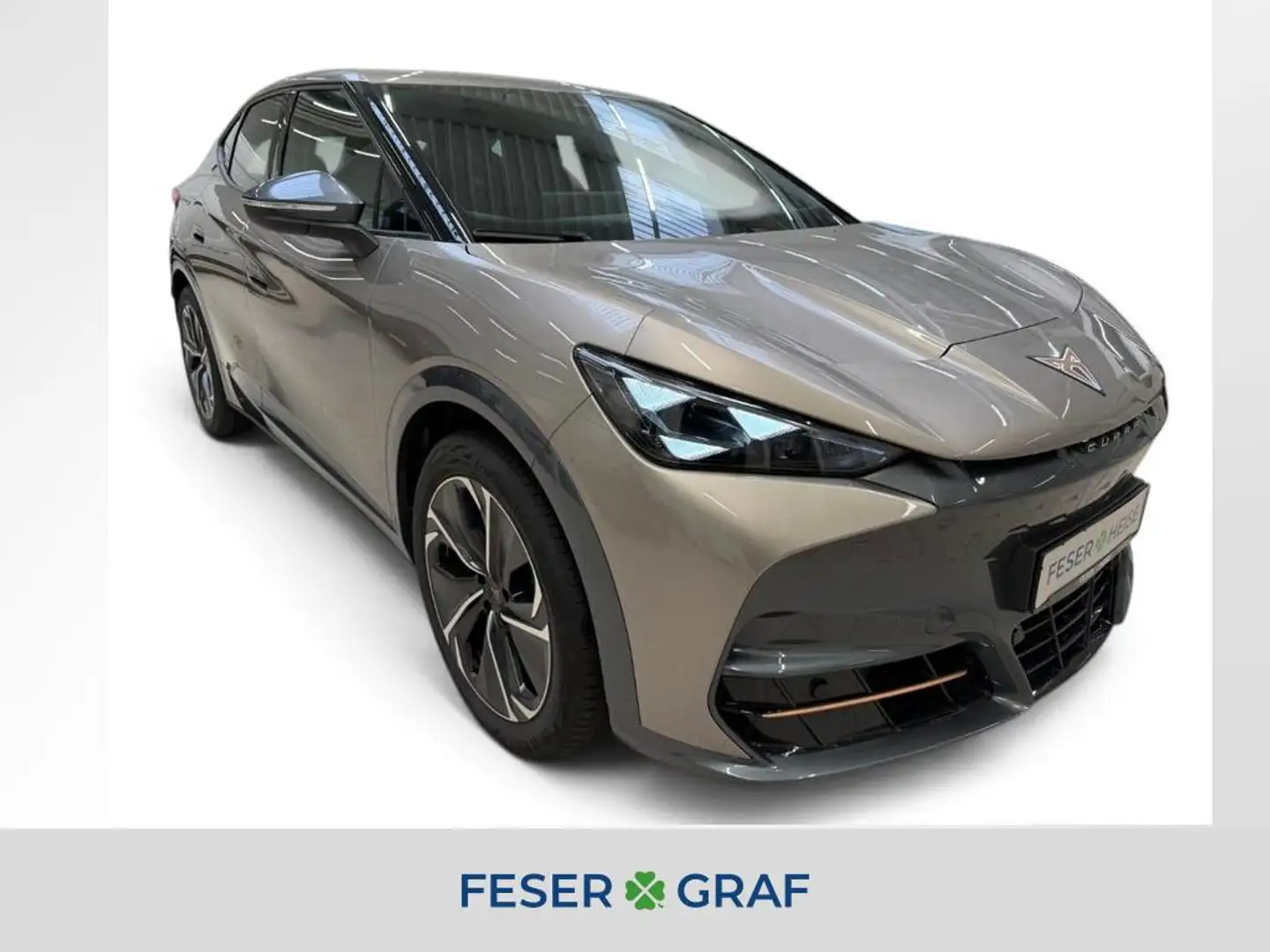 Por qué comprar un Cupra Tavascan hoy