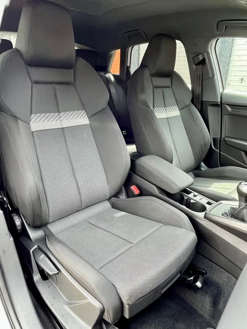 Audi A3 8Y frente a sus rivales premium