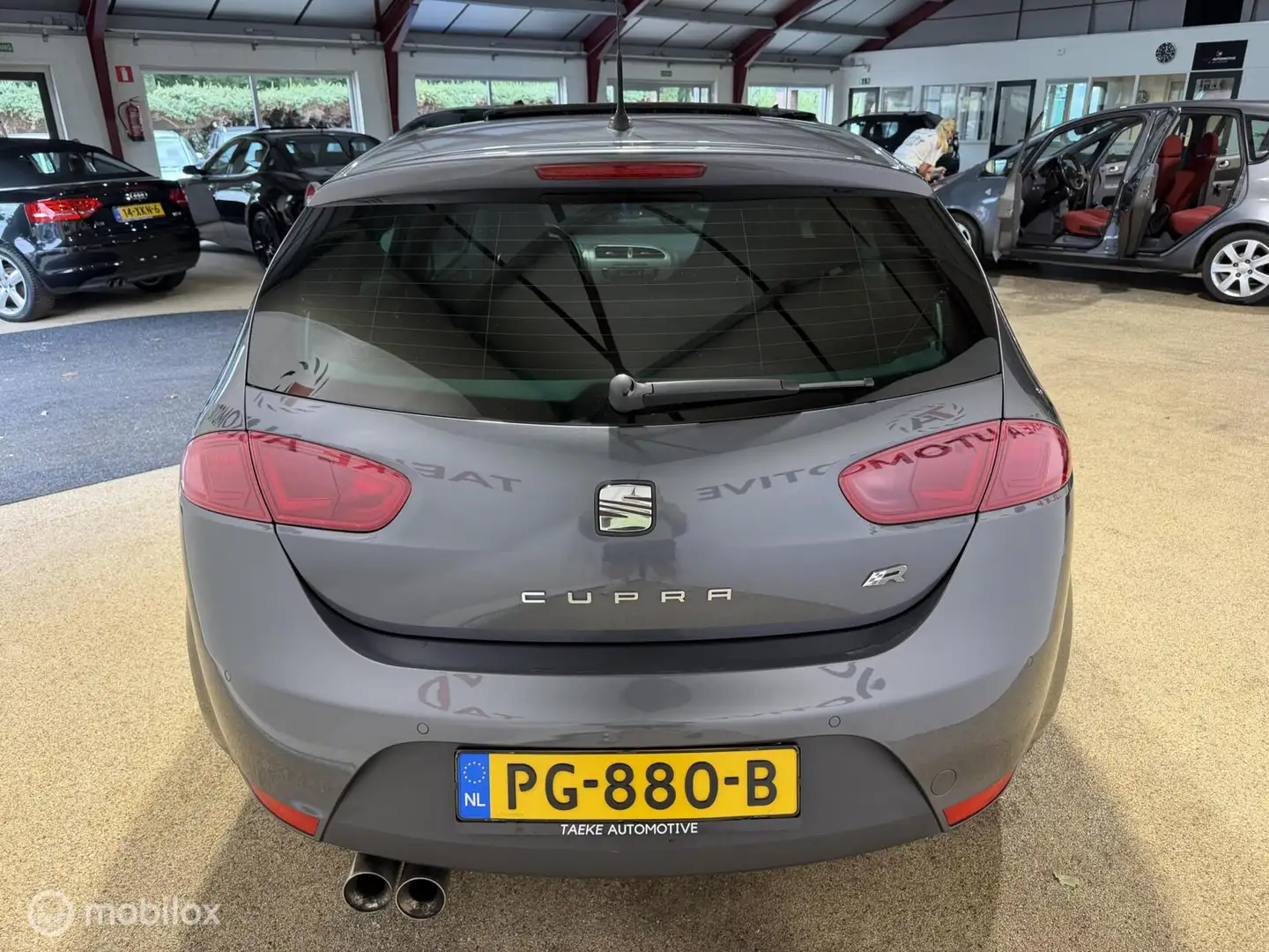 Negociación de precio de un SEAT León 1P