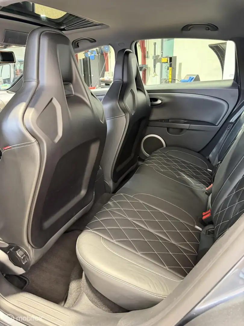 Etiqueta ambiental del SEAT León 1P