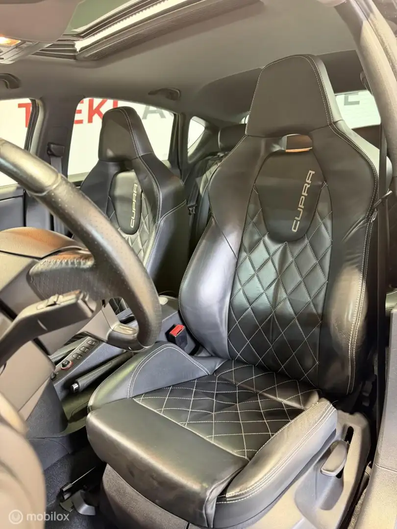 Prueba de dirección y frenos del SEAT León 1P