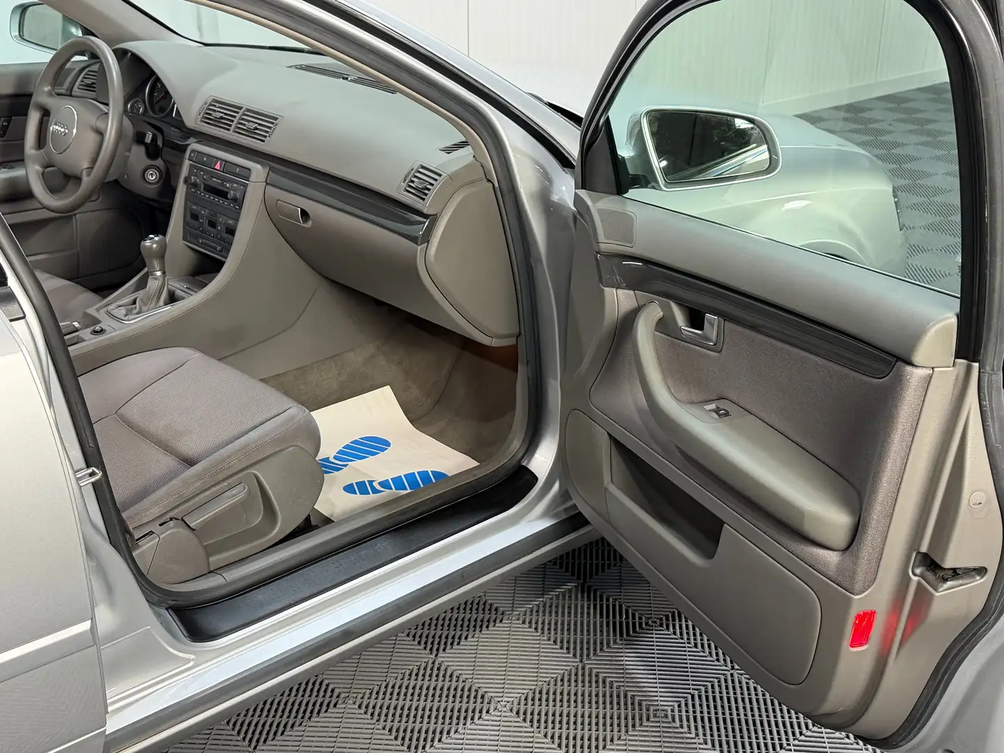Actualización 2002 del Audi A4 B6