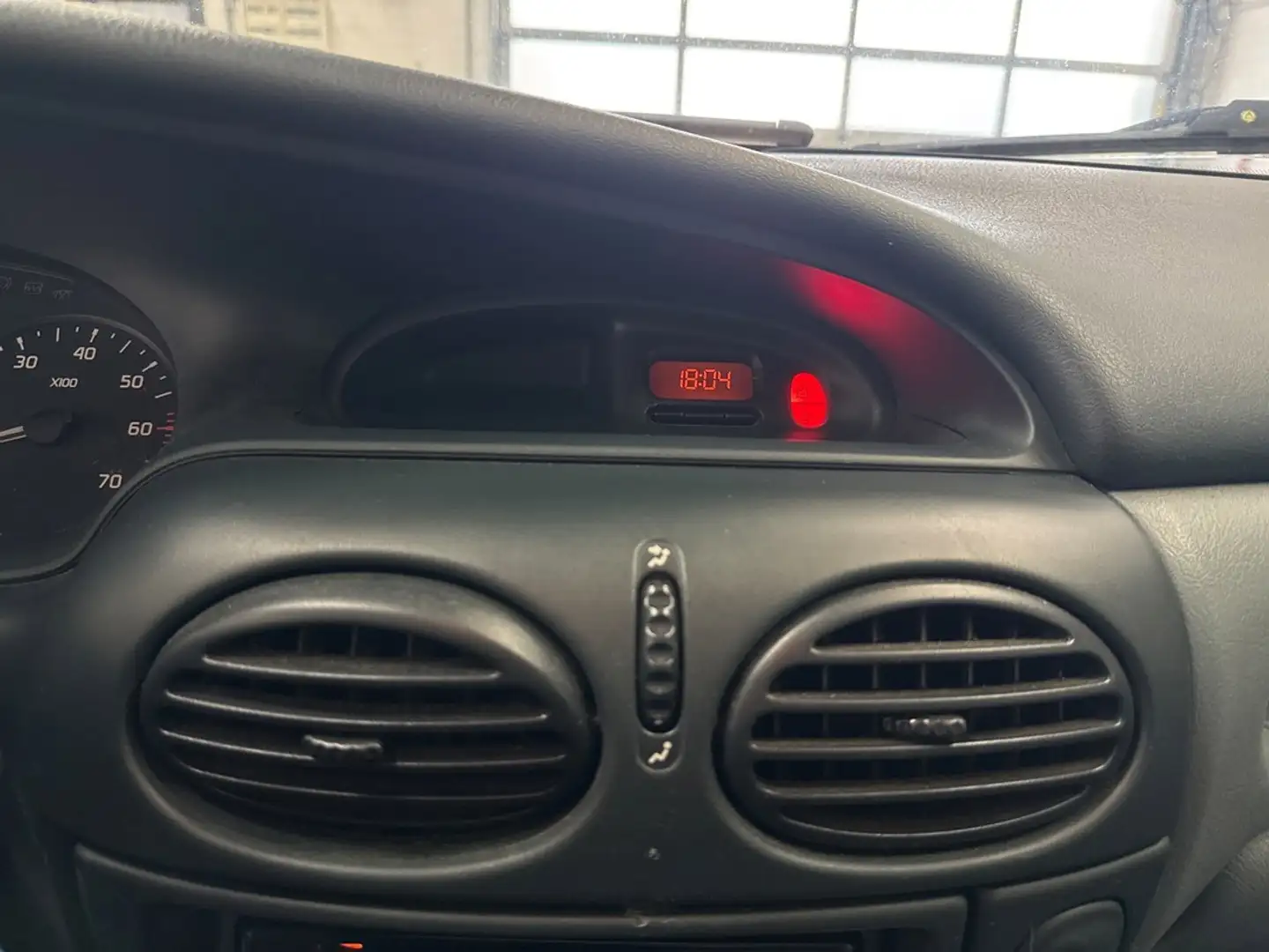 Documentación de un Renault Mégane I