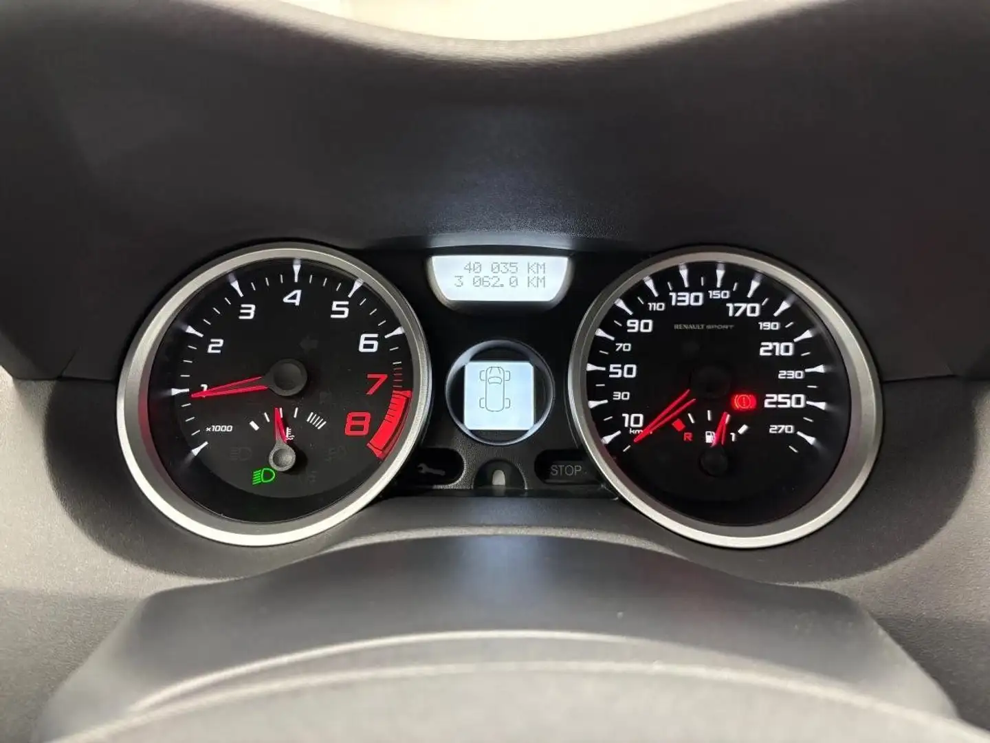 Renault Mégane II junto a sus rivales de segmento