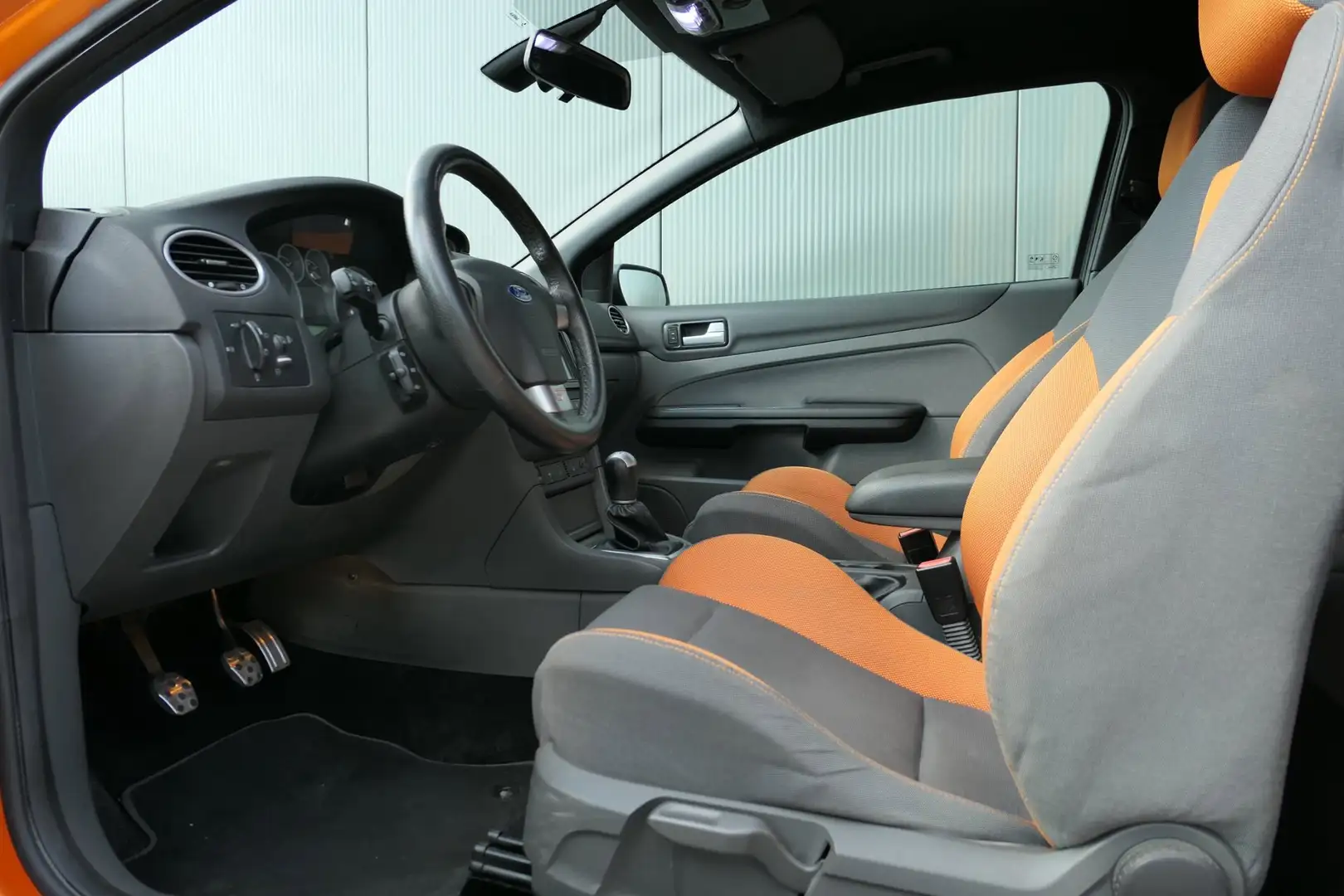 Negociación de precio de un Ford Focus Mk2